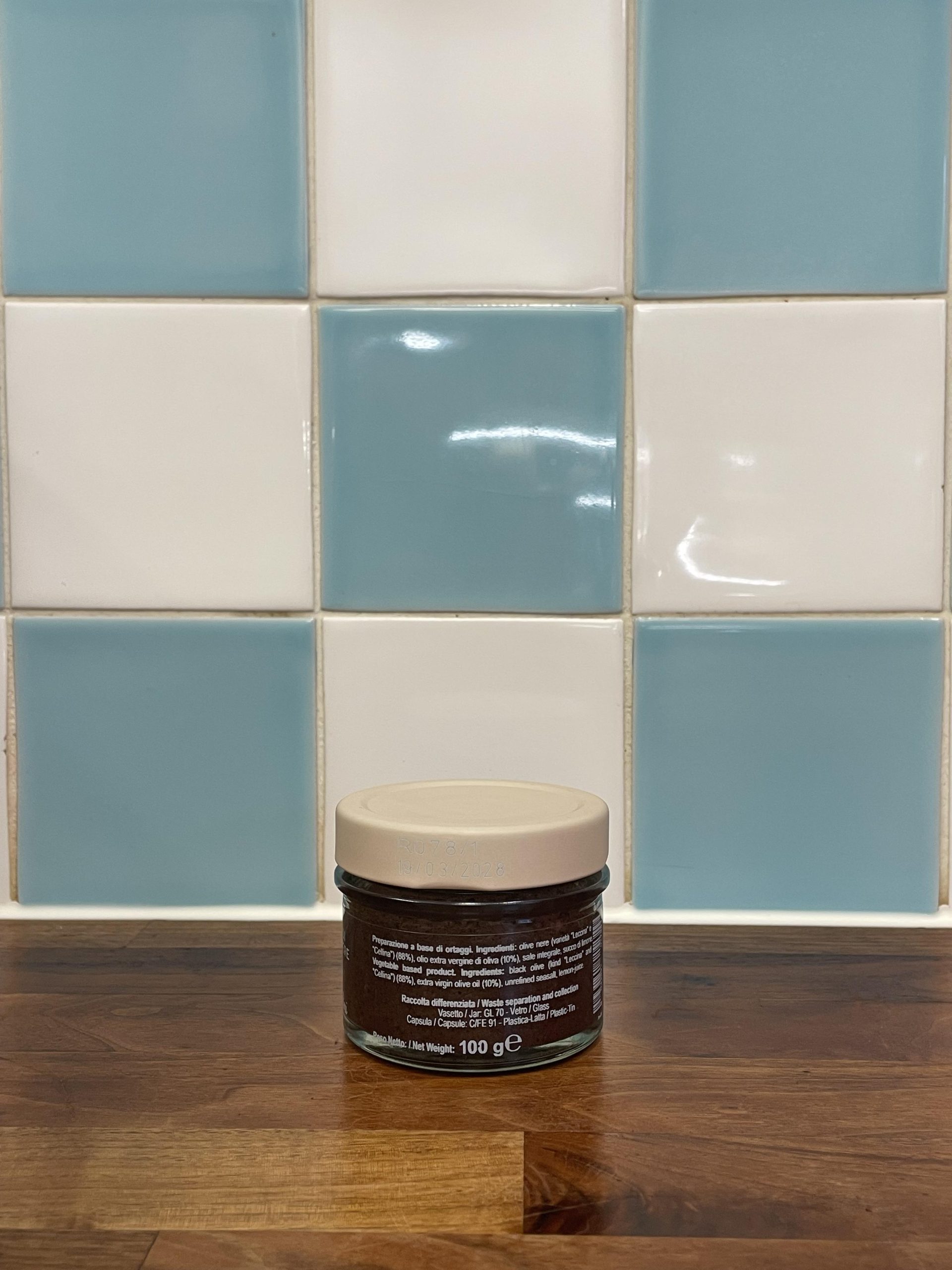 Vegan black olives pate